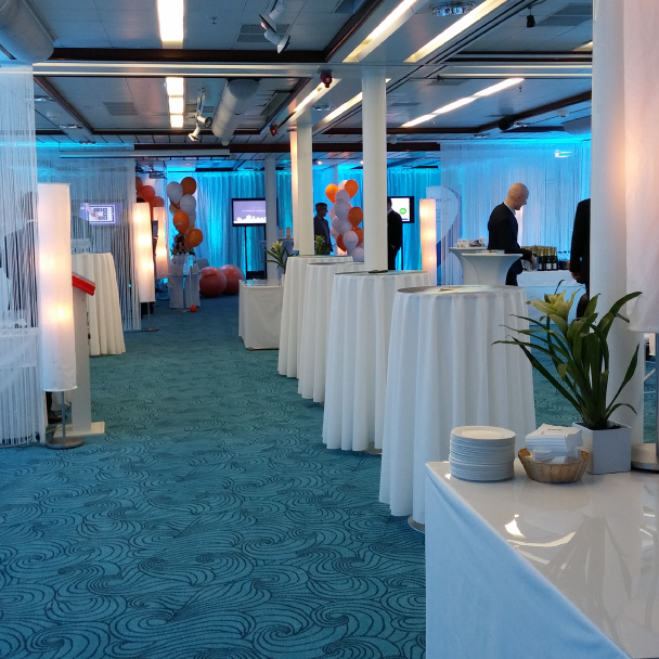 Yritystilaisuus laivalla - Tapahtuman järjestäminen